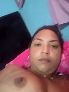 Snapshot of rouse-duque chatting on September 22, 2025, 3:58 pm rouse-duque online show from September 22, 2025, 3:58 pm