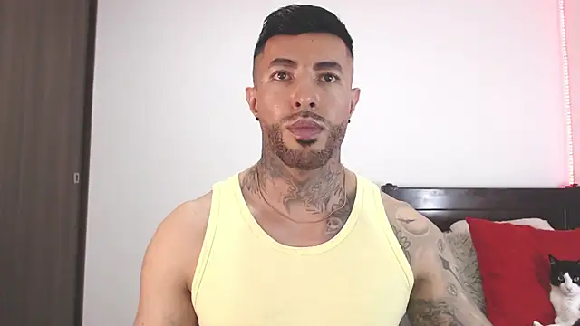 andrea de lucaa online show from March 7, 2026, 3:25 am