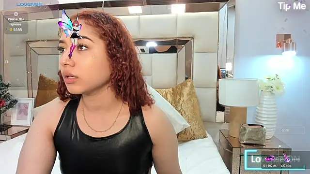 megannherrera online show from December 5, 2025, 11:52 am