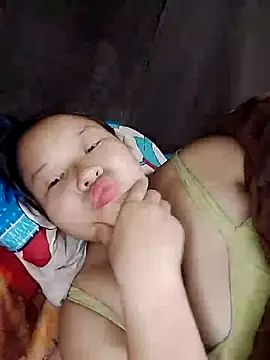 Snapshot of girl-babi chatting on October 28, 2025, 12:30 pm girl-babi online show from October 28, 2025, 12:30 pm