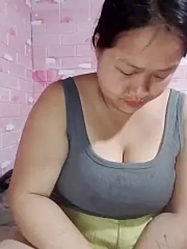 girl-babi online show from April 1, 2026, 4:35 am