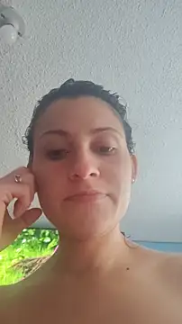 lindasyt online show from October 29, 2025, 7:04 pm