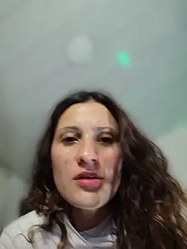 Snapshot of lindasyt chatting on June 11, 2026, 11:47 pm lindasyt online show from June 11, 2026, 11:47 pm