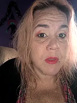 Courdles online show from November 9, 2025, 9:35 pm