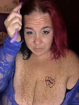 Courdles online show from December 17, 2025, 7:58 am