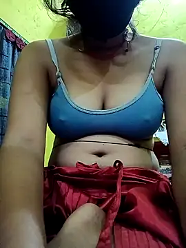 Snapshot of Komal-741 chatting on October 26, 2025, 6:58 pm Komal-741 online show from October 26, 2025, 6:58 pm