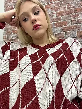 CaitlinSugar online show from November 3, 2025, 4:36 am