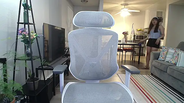 SHEILYN  online show from September 30, 2025, 7:24 am