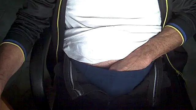 velikifant7 online show from March 30, 2026, 4:24 am