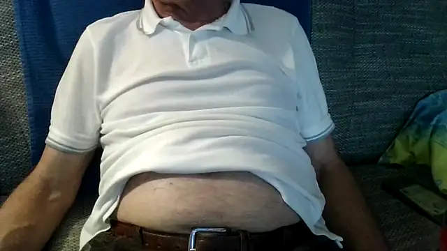 velikifant7 online show from April 16, 2026, 4:19 pm