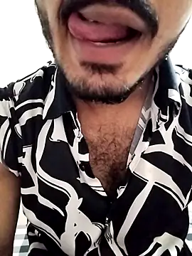 Hotyy subhu online show from October 4, 2025, 2:48 pm