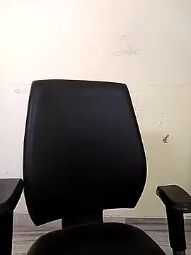 sexy lips99 online show from October 3, 2025, 4:09 am