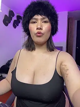 Candy Velvet online show from May 14, 2026, 12:39 am