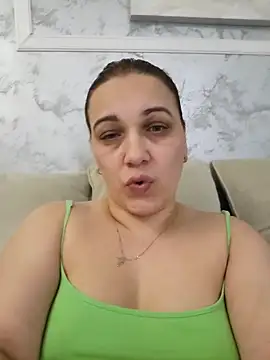 PalomaDesireee online show from February 18, 2026, 7:32 pm