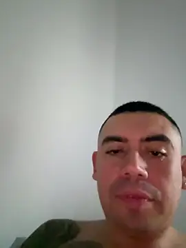 davidxxx099 online show from January 17, 2026, 2:44 pm