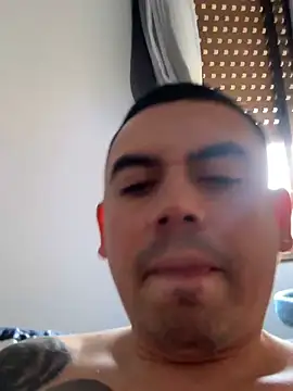 davidxxx099 online show from March 25, 2026, 3:07 pm