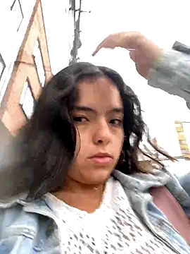 Snapshot of EmilyHarperr chatting on September 20, 2025, 11:33 am EmilyHarperr online show from September 20, 2025, 11:33 am