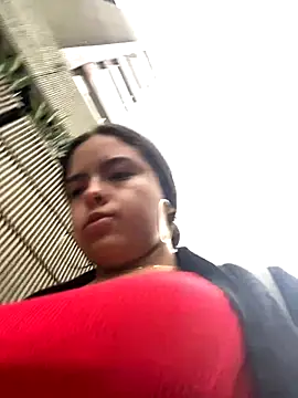 Snapshot of EmilyHarperr chatting on October 18, 2025, 11:33 am EmilyHarperr online show from October 18, 2025, 11:33 am