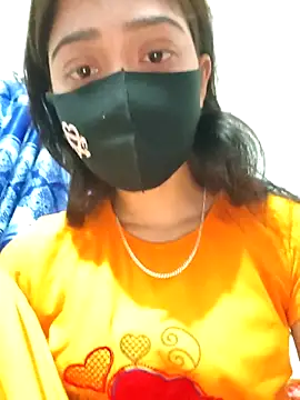 Snapshot of maya-Couple19 chatting on November 10, 2025, 6:29 pm maya-Couple19 online show from November 10, 2025, 6:29 pm