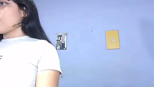 onixandghosty1 online show from November 19, 2025, 7:03 pm