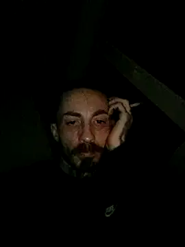 Snapshot of Robe420 chatting on November 8, 2025, 11:25 pm Robe420 online show from November 8, 2025, 11:25 pm