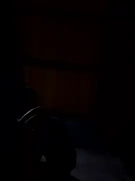 Snapshot of Santi2323xxX chatting on January 11, 2026, 5:01 am Santi2323xxX online show from January 11, 2026, 5:01 am