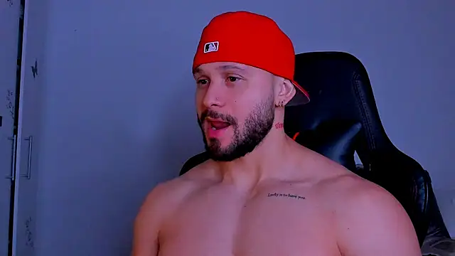 Snapshot of andrewcorey1 chatting on September 26, 2025, 1:31 am andrewcorey1 online show from September 26, 2025, 1:31 am