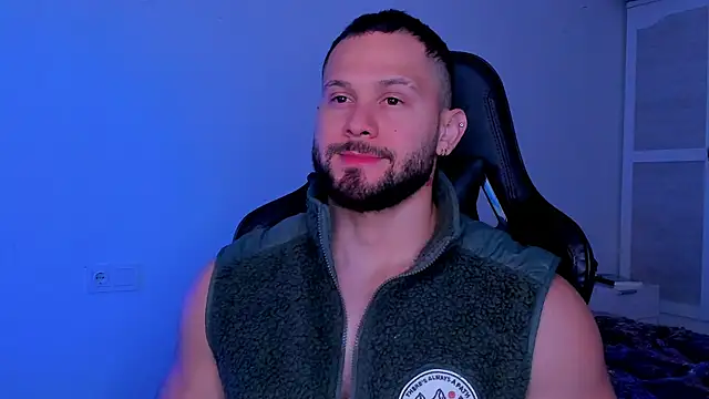 Snapshot of andrewcorey1 chatting on October 2, 2025, 5:47 am andrewcorey1 online show from October 2, 2025, 5:47 am