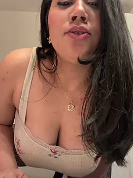 Myonlyprincess1 online show from April 15, 2026, 5:25 am