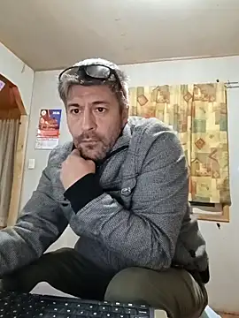 Gato2025perro online show from April 21, 2026, 8:09 am