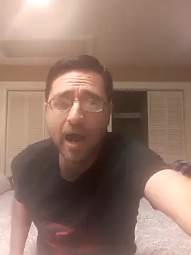 Snapshot of Gearsuit chatting on October 23, 2025, 2:55 am Gearsuit online show from October 23, 2025, 2:55 am