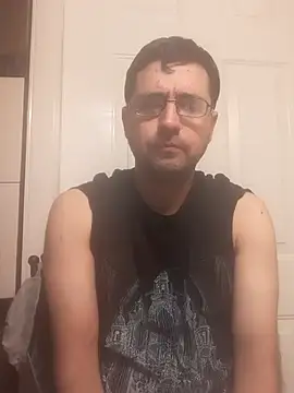 Snapshot of Gearsuit chatting on November 3, 2025, 6:47 am Gearsuit online show from November 3, 2025, 6:47 am