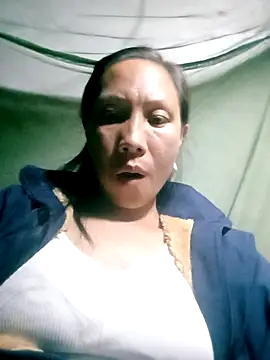 Lisa pusy online show from November 25, 2025, 11:43 am