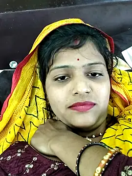 AnanyaKapoor89 online show from November 10, 2025, 7:51 am