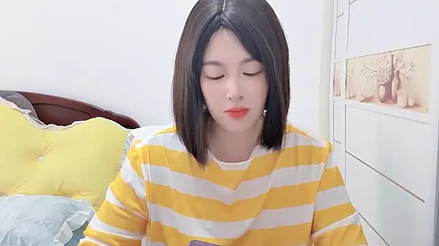 Snapshot of FeilL2t chatting on October 30, 2025, 2:57 am FeilL2t online show from October 30, 2025, 2:57 am