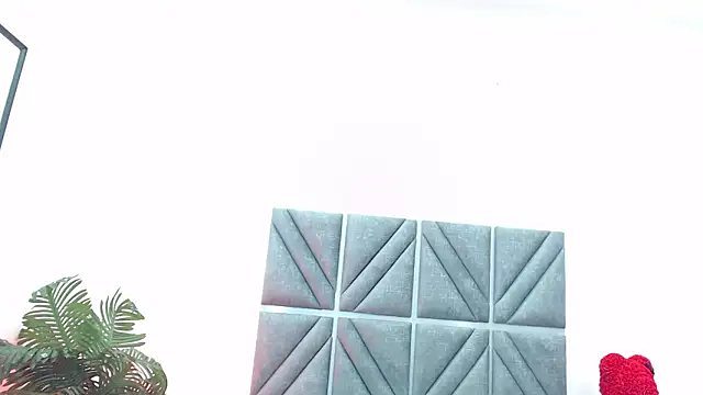 AlombraMorris online show from March 10, 2026, 11:37 am