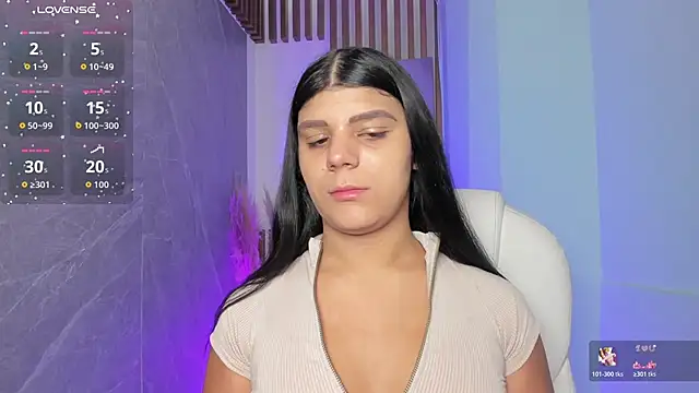 PauliinaBelle  online show from April 24, 2026, 1:57 pm