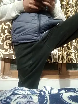 Snapshot of vardh033 chatting on January 15, 2026, 4:55 pm vardh033 online show from January 15, 2026, 4:55 pm