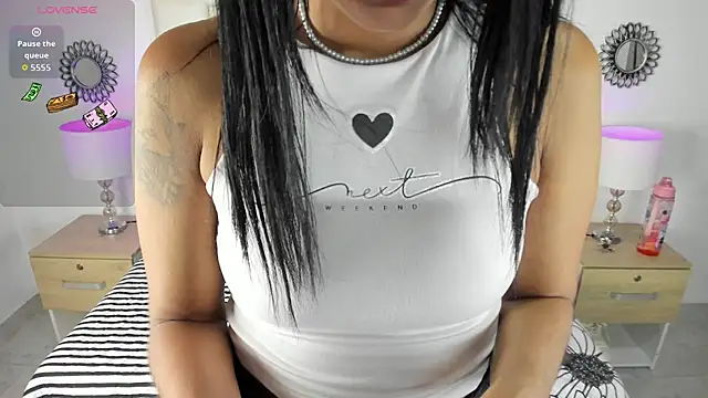 Snapshot of sara_coor chatting on February 9, 2026, 6:23 pm sara coor online show from February 9, 2026, 6:23 pm