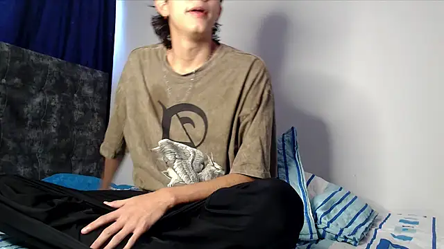 alexmark  online show from June 10, 2026, 4:28 pm