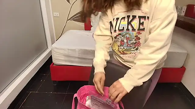 SexyRachel  online show from September 19, 2025, 12:39 pm