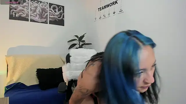 Snapshot of Lilith_morgan01 chatting on November 18, 2025, 8:46 pm Lilith morgan01 online show from November 18, 2025, 8:46 pm