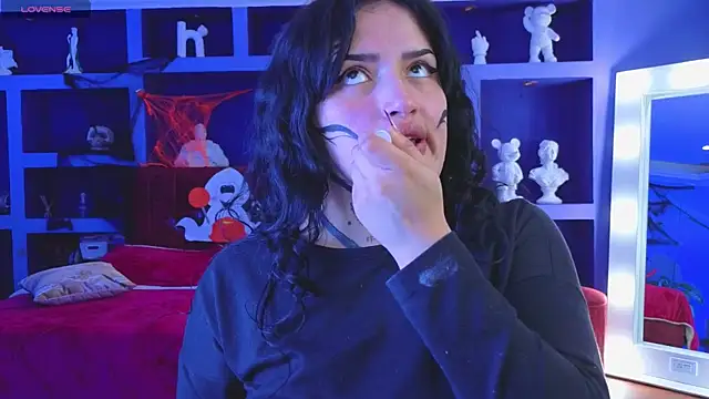 sari belle online show from October 30, 2025, 9:26 pm