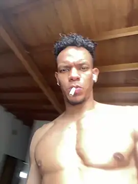 Snapshot of RickKrong_ chatting on October 27, 2025, 4:44 pm RickKrong online show from October 27, 2025, 4:44 pm