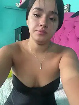 Snapshot of Luciaparker03 chatting on September 29, 2025, 4:01 pm Luciaparker03 online show from September 29, 2025, 4:01 pm