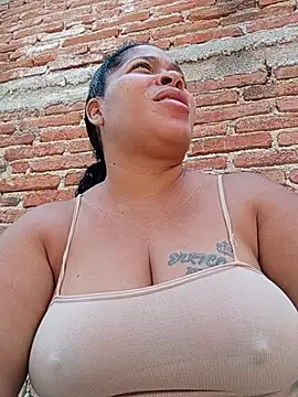 Big ass submissive online show from May 15, 2026, 4:36 pm