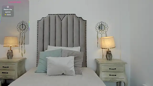 LanaFerrer online show from October 14, 2025, 7:58 pm