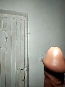 Snapshot of Georgina_Bigboobs chatting on September 21, 2025, 4:47 am Georgina Bigboobs online show from September 21, 2025, 4:47 am