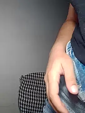 A maddy online show from December 2, 2025, 1:55 am