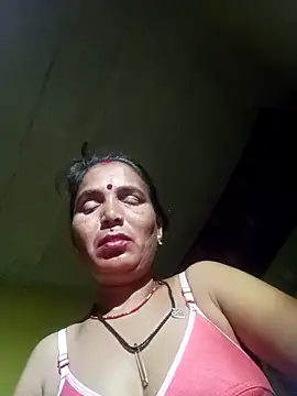 Snapshot of Monika_thakurr chatting on September 26, 2025, 10:25 pm Monika thakurr online show from September 26, 2025, 10:25 pm